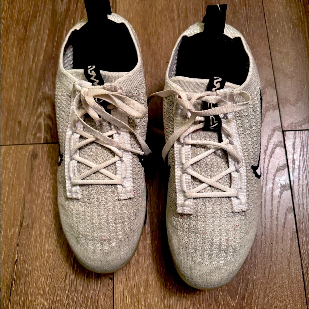 Nike Air VaporMax 2021 FK
Mismatched Swoosh White